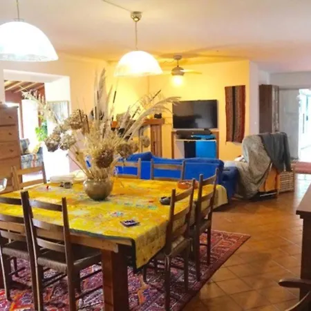 Elegant In With Private Pool