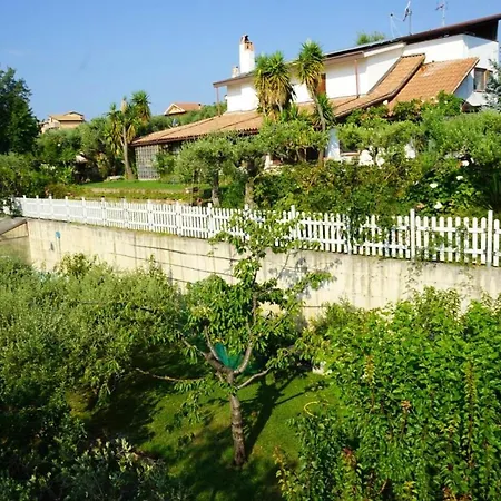 Elegant In With Private Pool Villa Treglio