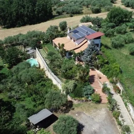 Elegant In With Private Pool Treglio